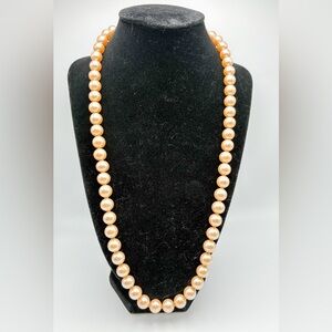 Vintage Faux Pearl And Gold Tone Necklace 23 Inch